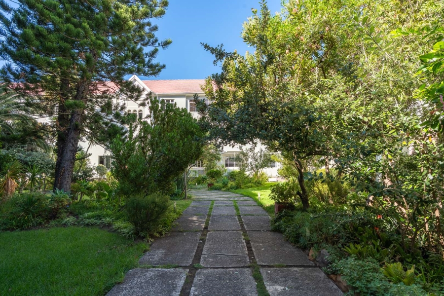 1 Bedroom Property for Sale in Green Point Western Cape